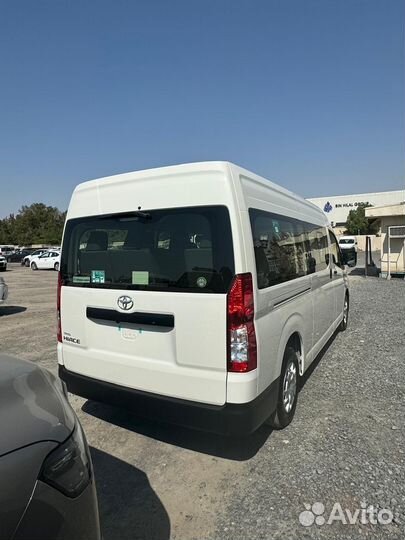 Toyota Hiace 2025 13 seater из ОАЭ