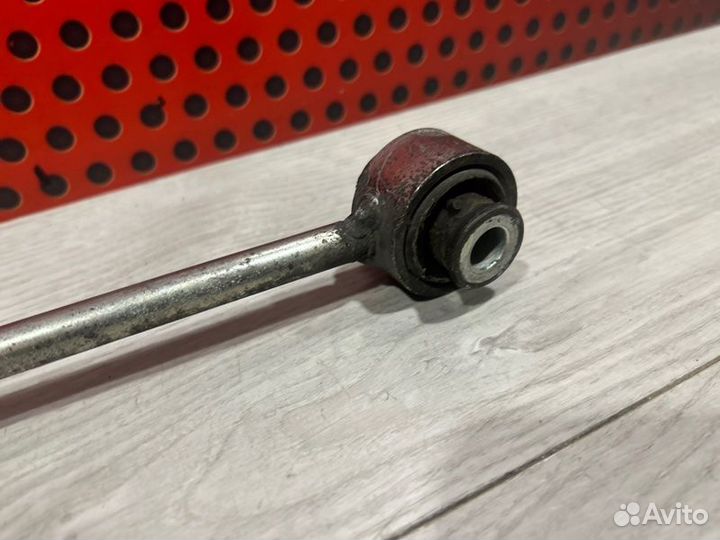 Стойка стабилизатора передняя правая Mercedes-Benz
