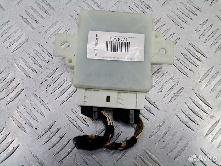 Блок управления парктрониками Mercedes-Benz