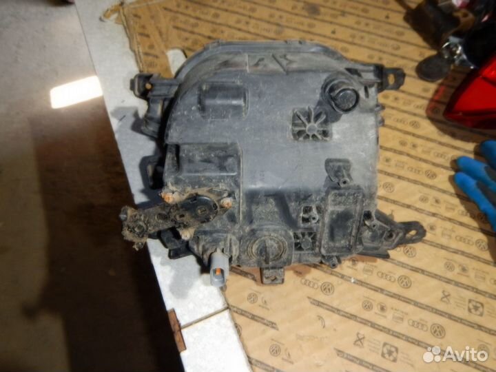 Фара противотуманная правая Kia Sportage 4 рестайл