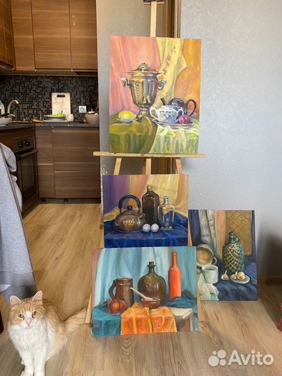 Много картин, натюрморты маслом