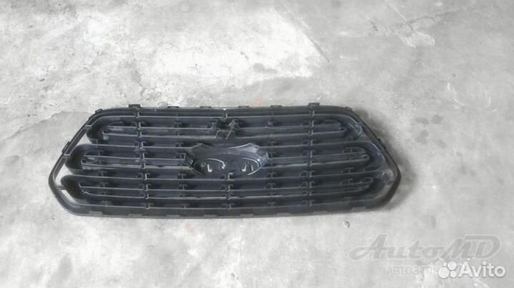 Решетка радиатора Ford Transit