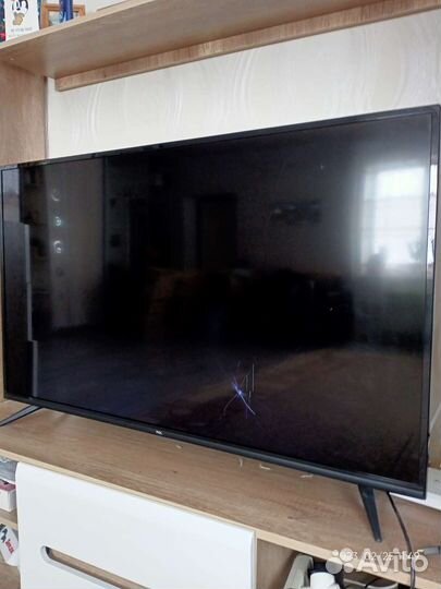 Телевизор TCL 50 на запчасти