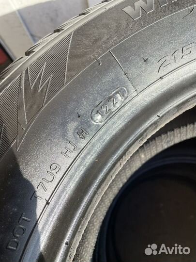 Hankook Winter I'Cept IZ2 215/60 R16 99T