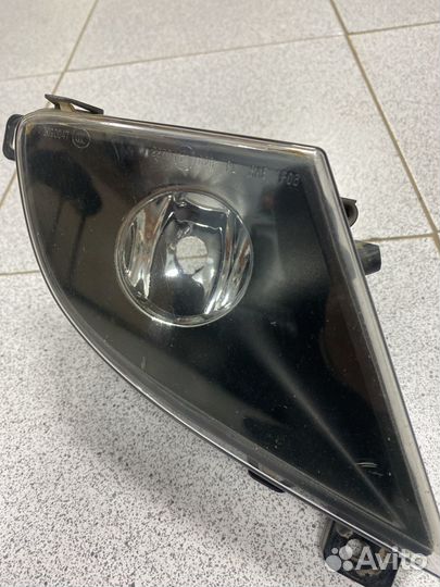 Фара противотуманная правая бив e60