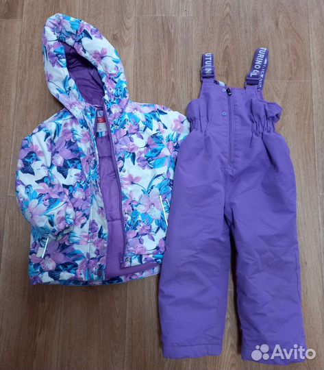 Продам костюм для девочки