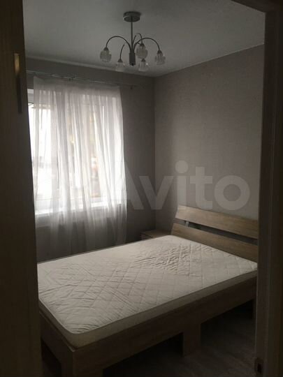2-к. квартира, 40 м², 1/9 эт.