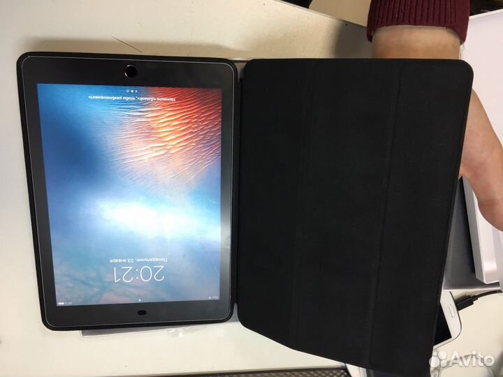 Чехол Apple iPad Pro 9.7 Smart Case черный