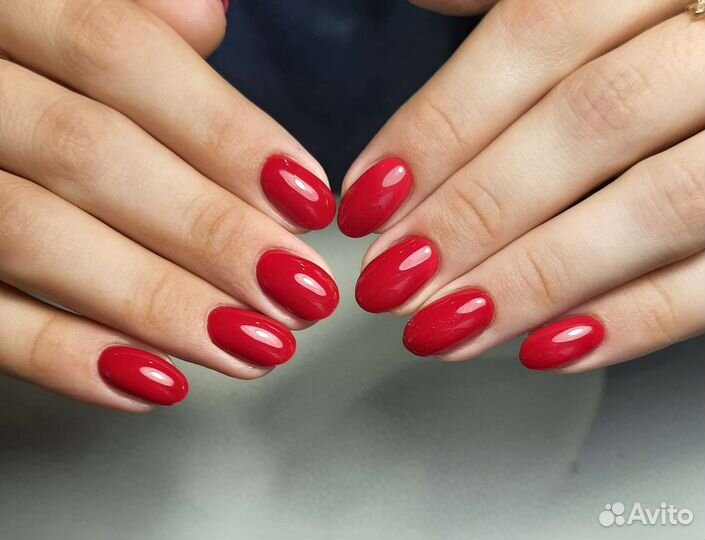 Маникюр и педикюр