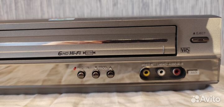 LG DC488DX Combo Hi-Fi Stereo (Dvd + Vhs )