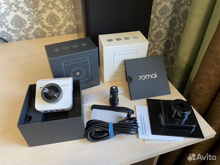 Видео регистратор 70mai a400