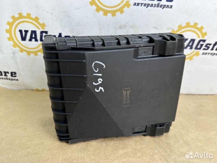 Блок предохранителей Audi A3 8P 2006