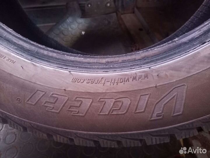 Gislaved NordFrost 100 215/55 R17