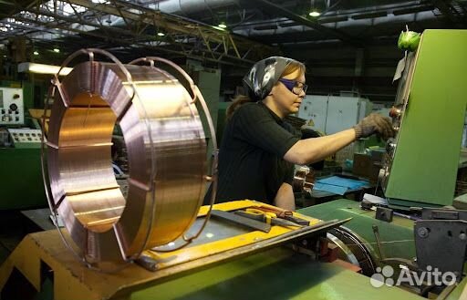 Начинающий специалист на мебельное производство