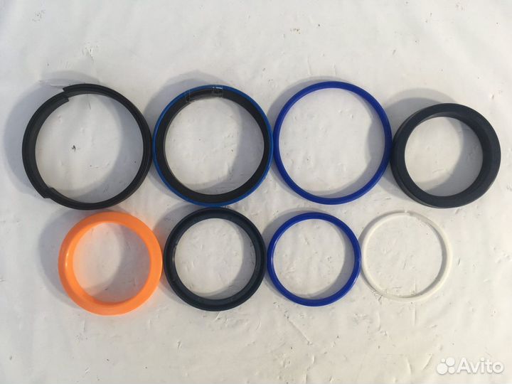 Рем комплект гидроцилинда заднего ковша JCB