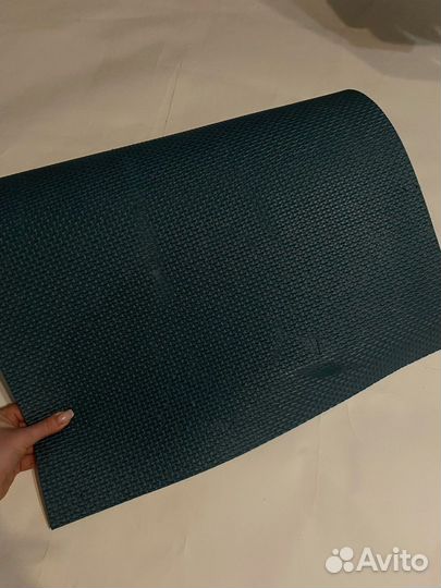 Коврик для йоги и фитнеса