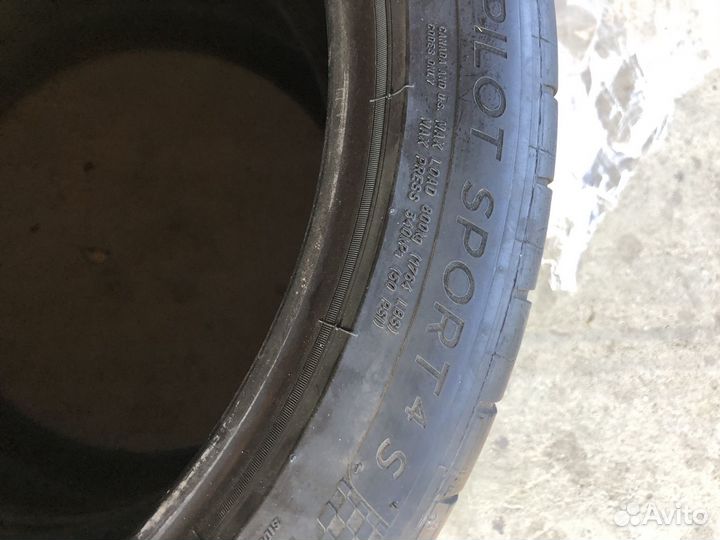 Michelin Pilot Sport 4 S 275/35 R19