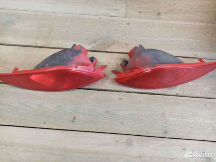 Задние противотуманки б/у