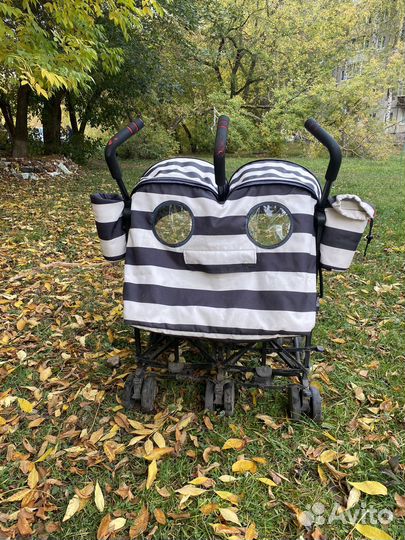 Коляска для двойни