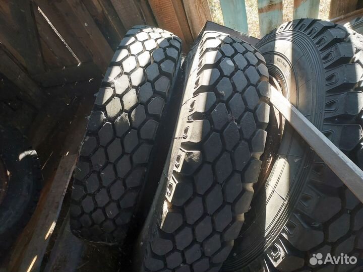 Колеса на грузовой автомобиль