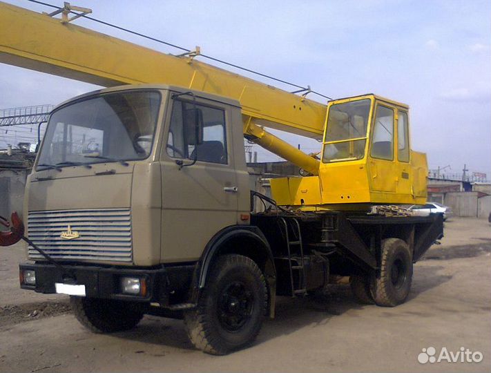 Автокран маз