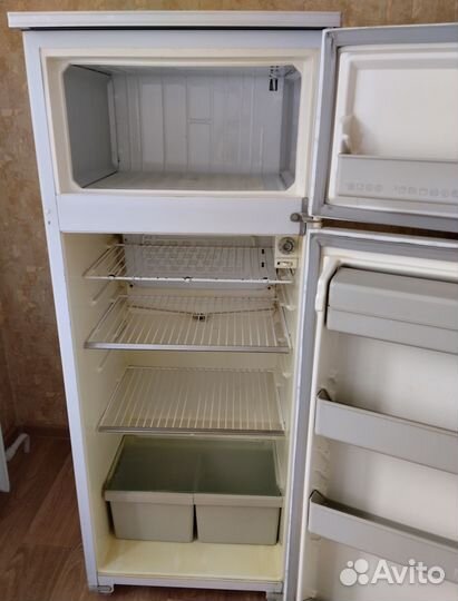 Холодильник б/у Минск-15М двухкамерный