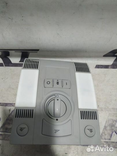 Плафон салона Audi A8 D3 2005—2007