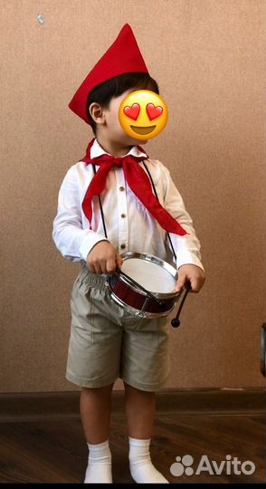 Пионерский галстук и пилотка. Аренда 500/сутки