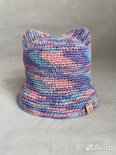 Вязаная панама из рафии