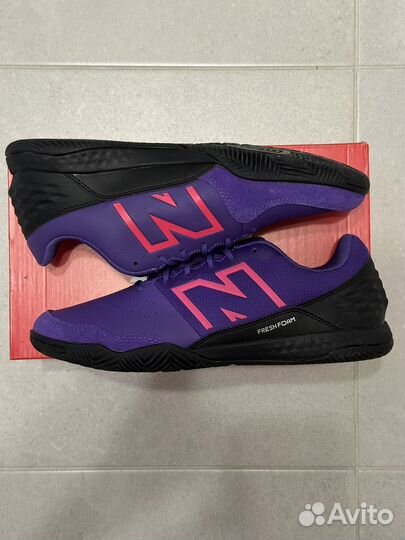 Футзалки New Balance