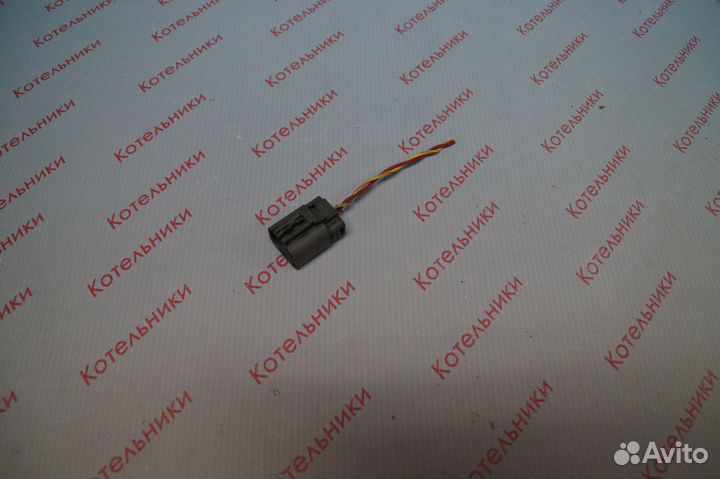 Nissan 23100-8N210 Разьем генератора