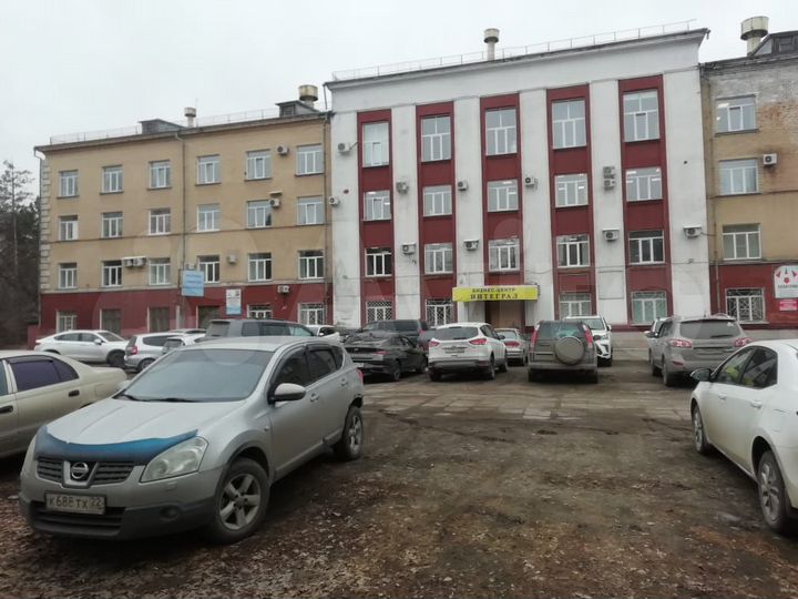 Офисные помещения, 1679.7 м²