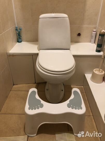 Подставка под ноги в туалет