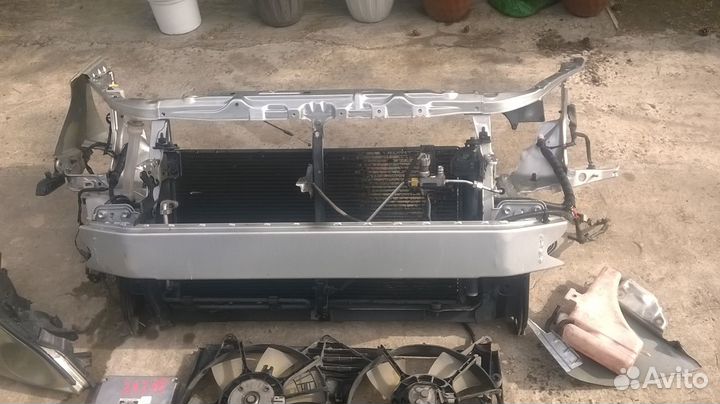 Панель передняя Toyota Ipsum ACM 21