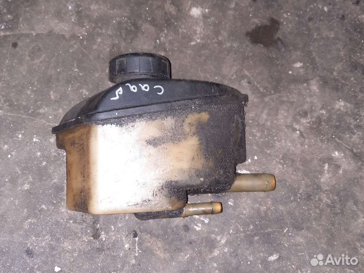 Бачок гур сааб 9000