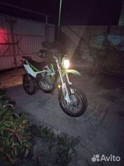 Racer Enduro 200
