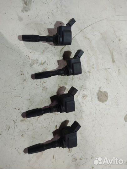 Катушка зажигания Volkswagen Golf 5G1 cjza 1.2