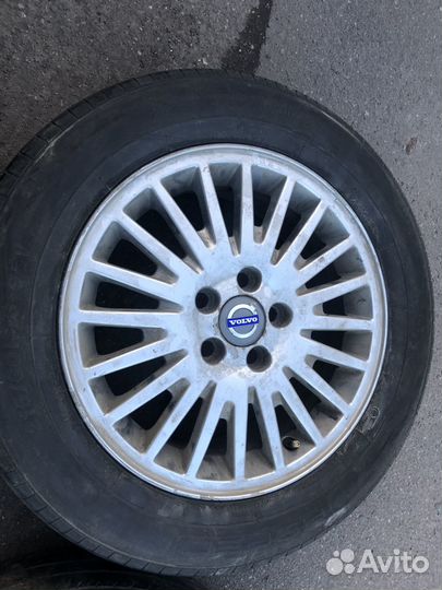 R16 Yokohama BluEarth-A 215/60, PCD 5x108 DIA 63.4