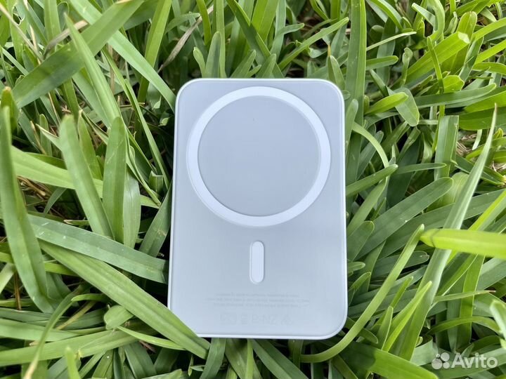 Magsafe battery pack