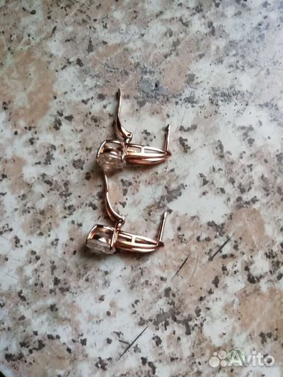 Золотые серьги 585 пробы