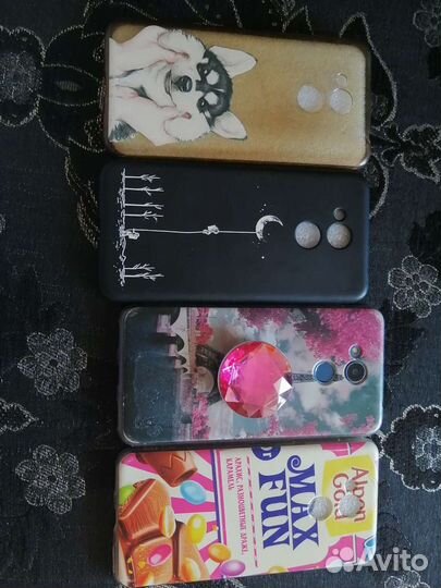 Чехлы на телефон