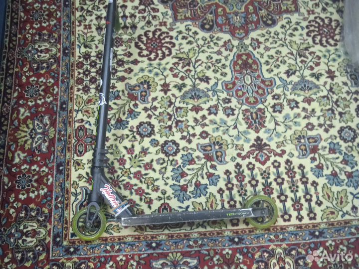 Трюковой самокат