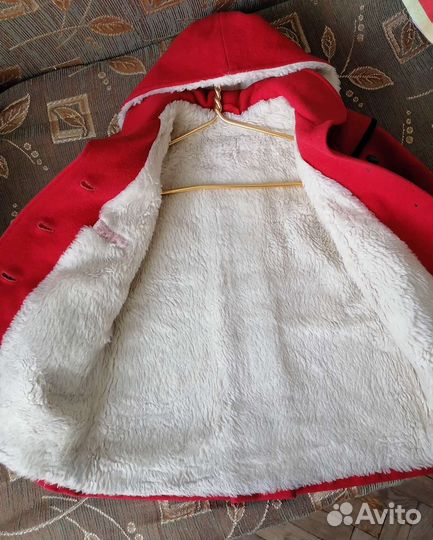 Пальтишко детское на девочку