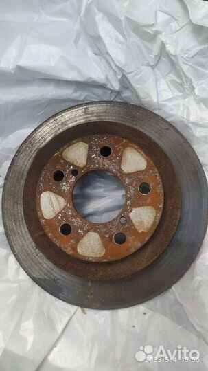 Subaru forester sf5 задние суппорта + диски