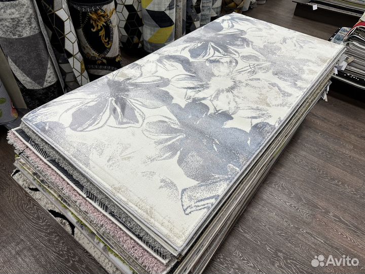 Ковер новый 1х2 Цветы