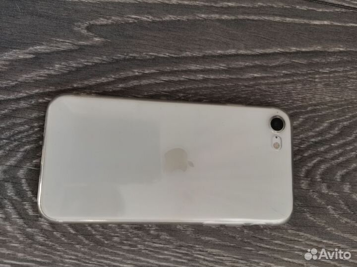 iPhone SE (2020), 128 ГБ