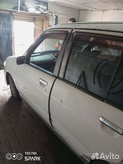 Nissan Cube 1.3 AT, 2001, битый, 91 000 км