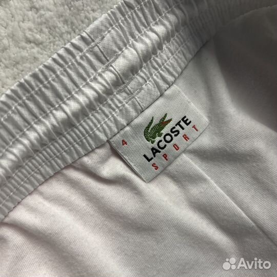 Спортивные штаны Lacoste