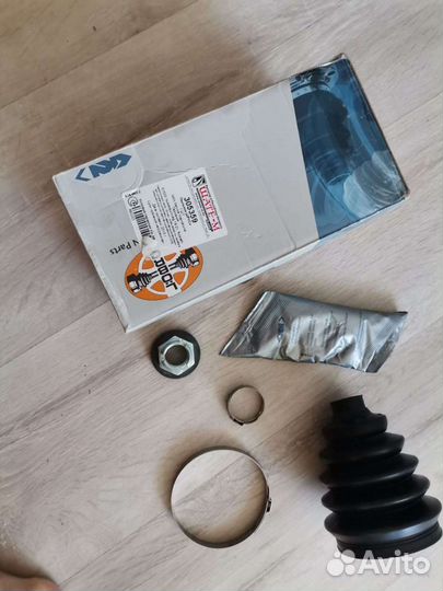 Пыльник шруса Ford connect