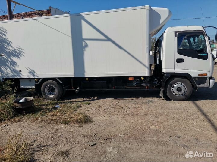 Isuzu Forward (F-Series), 1989